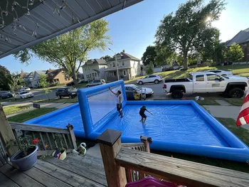 SAYOK 33-футовый открытый Гигантский надувной бассейн с мячом, Надувная сетка для пляжного волейбола, водное поле для спортивного игрового бассейна